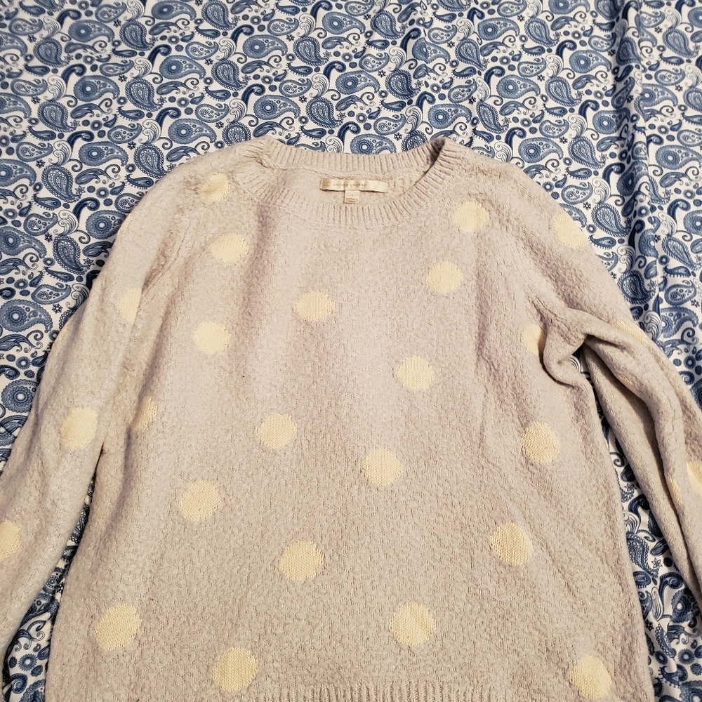 LC sweater large